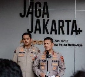 Kabidhumas Polda Metro Jaya Kombes Pol. Budi Hermanto saat memberikan keterangan pers di Jakarta